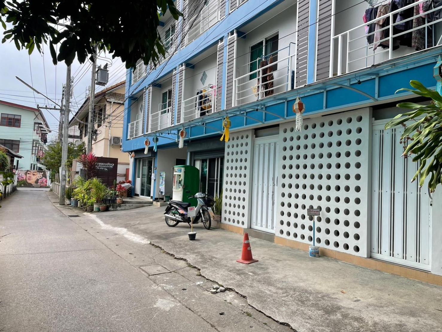 Baan Ploy Inn 2 Chiang Mai Exteriör bild